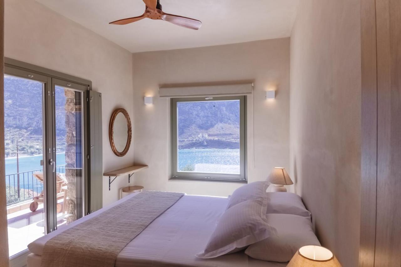 Petra Boutique Villas Arginonda Exterior photo
