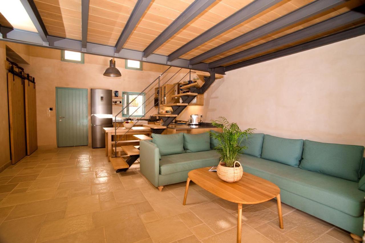 Petra Boutique Villas Arginonda Exterior photo
