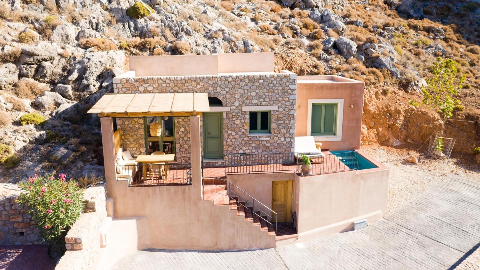 Petra Boutique Villas Arginonda Room photo